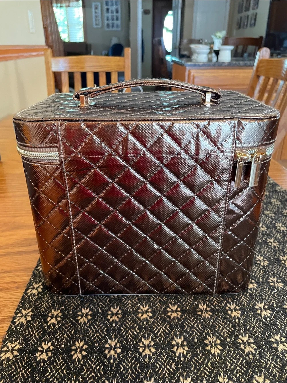 NIB Macy’s Travel Wardrobe Ultimate Makeup Case
